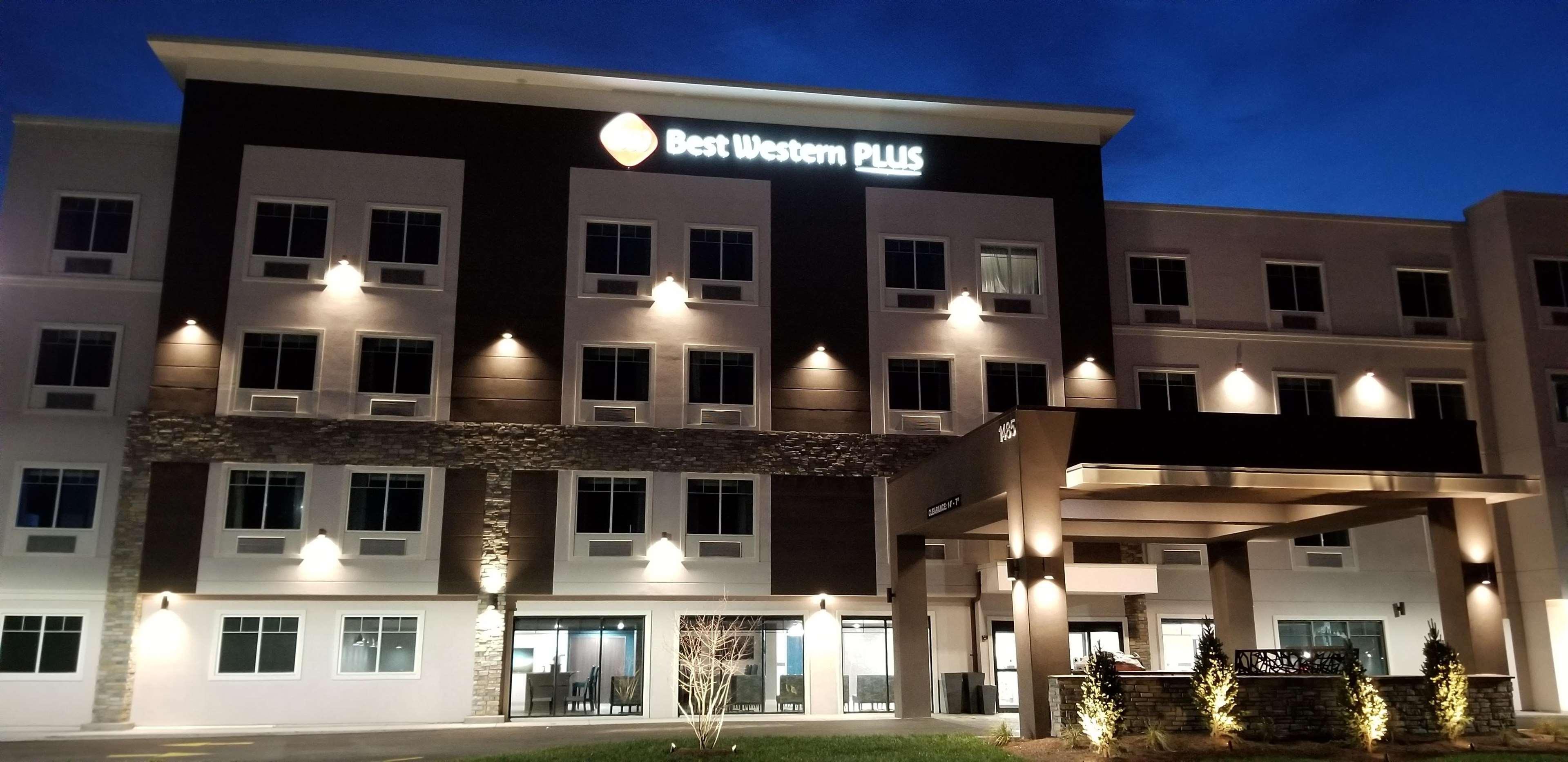 Comfort Inn & Suites Clarksville - Louisville North Exterior photo